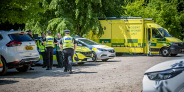 Specialist search team scour Swindon school for possible bomb