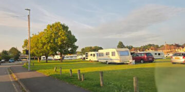 Travellers take over playing field outside Swindon primary school
