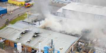 50 firefighters battle major blaze on Calne industrial estate