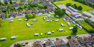 Police and council ‘working to move on’ travellers outside school