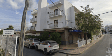Swindon boy, 8, dies after falling from hotel balcony in Ibiza