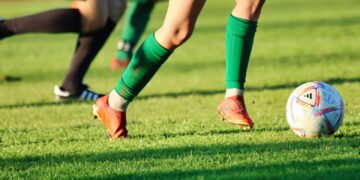 How GPS Trackers Help Analyze Footballers’ Movement on the Field