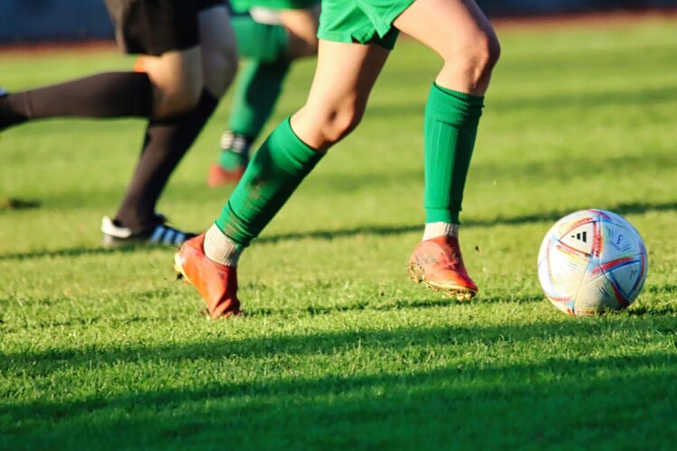 How GPS Trackers Help Analyze Footballers’ Movement on the Field