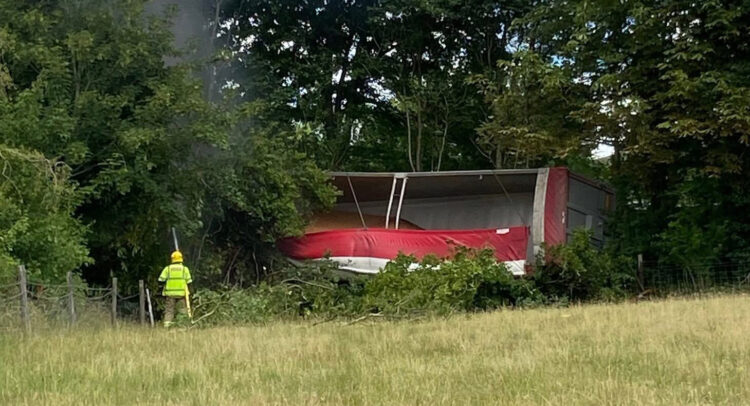 Firefighter ‘seriously injured’ while attending lorry crash on A303