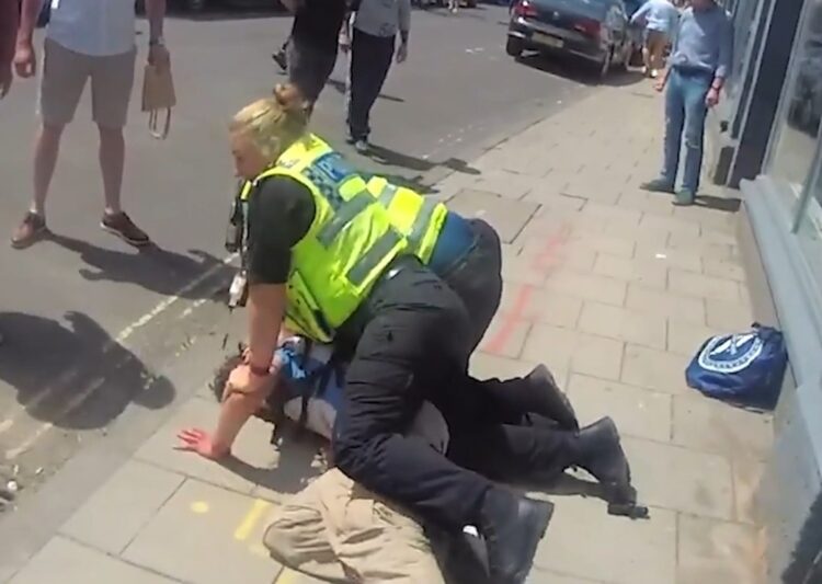 Hero PC who tackled knifeman and leapt into canal up for award
