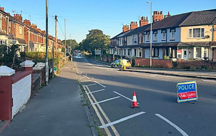 Wootton Bassett Road in Swindon shut as leaking water main bursts