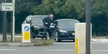 Child, 9, ‘terrified’ as angry man tries to punch driver in Swindon