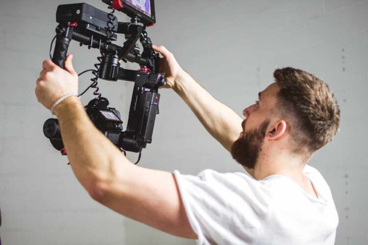 Short-Form vs Long-Form Video: What Works Best Today