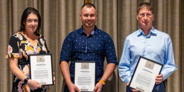 Search and rescue trio honoured after River Avon body recovery