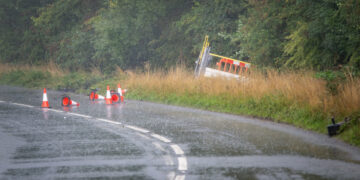 Casualty airlifted after van and cars crash on A4 in Wiltshire