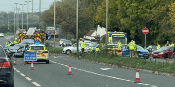 A361 Devizes blocked as emergency services attend junction crash