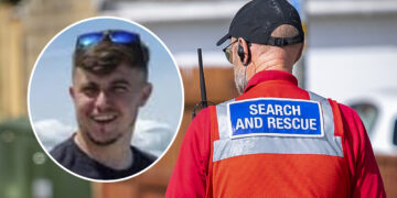 Search and rescue team deployed in hunt for missing Swindon man