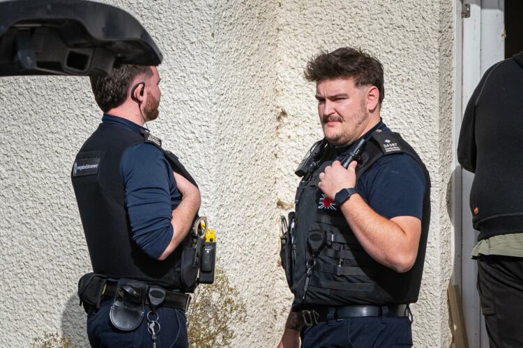 Illegal immigrants arrested after Home Office raid A419 property