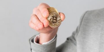 Ways to Incorporate Digital Currency into Business — and How to Do It Smartly