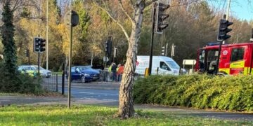 Major road in Swindon partially blocked after two-vehicle crash