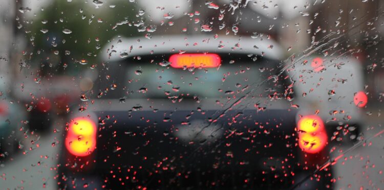 DVSA warns Wiltshire drivers to take extra care as nights draw in
