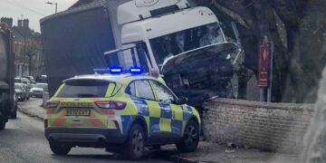 Lorry smashes into wall in busy Wiltshire town High Street