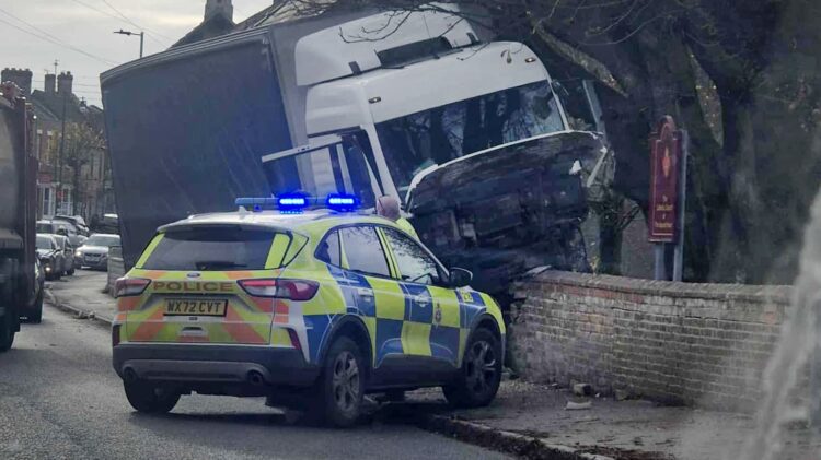 Lorry smashes into wall in busy Wiltshire town High Street