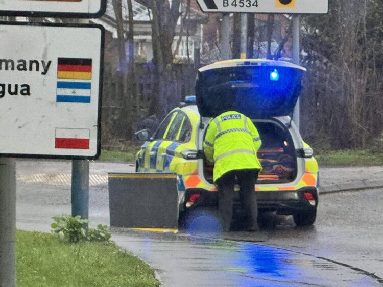Road blocked as 999 crews respond to ‘head-on’ crash in Swindon