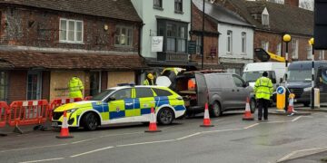 Police hunt lorry driver who caused damage to Marlborough shop