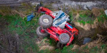 Casualty airlifted after crashing telehandler into ditch near Devizes