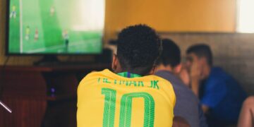 Why Betting is Popular: How Risk, Reward, and Emotion Keep People Engaged