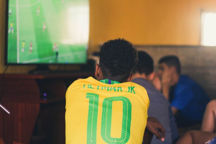 Why Betting is Popular: How Risk, Reward, and Emotion Keep People Engaged