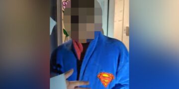 Man in Superman robe arrested after Swindon paedophile sting