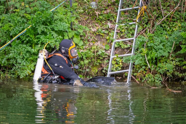 Body recovered in search for man who entered Chippenham river
