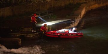 Firefighters swim to recover woman’s body from River Avon in Bath