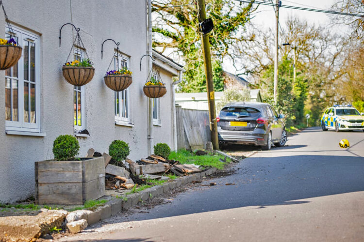 Woman arrested after wiping out electricity pole in Pewsey crash