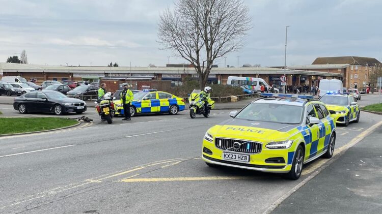 Police swarm part of Swindon after violent robbery of superbike