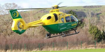 Major road in Wiltshire closed as air ambulance lands for crash