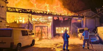Industrial unit engulfed in flames as firefighters tackle huge blaze