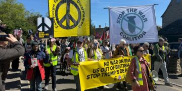 Anti-war campaigners chant ‘hands off Iran’ in RAF Fairford protest