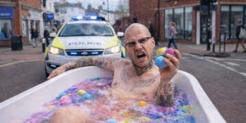 Trowbridge entrepreneur arrested after having bath in town centre