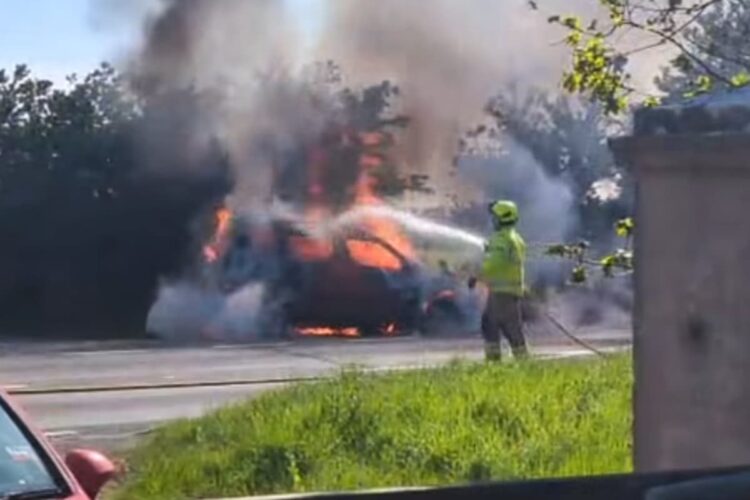 A420 delays after car bursts into flames just over Wiltshire border