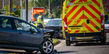 Man dies and woman seriously hurt in head-on Trowbridge crash