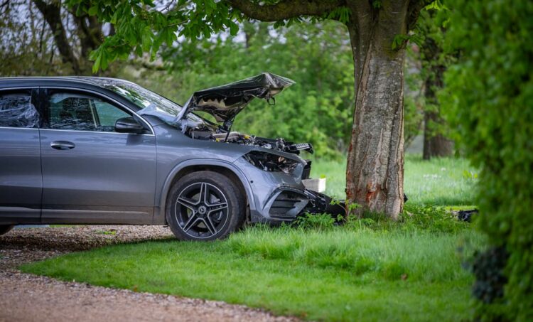 Car slams head-on into tree on private drive near Chippenham