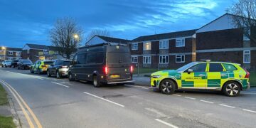 Three in custody after firearms officers storm at flat in Swindon