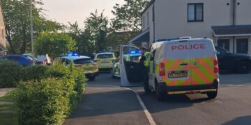Police swarm road near Swindon as man arrested for serious offences