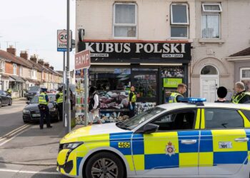 Illicit tobacco worth £15,000 found as two arrested at Swindon shop