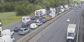 M4 near Swindon closed after ‘serious crash’, Wiltshire Police say