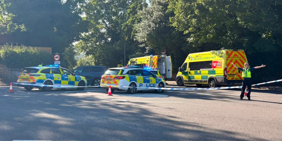 Police cordon off busy route in Swindon due to serious incident
