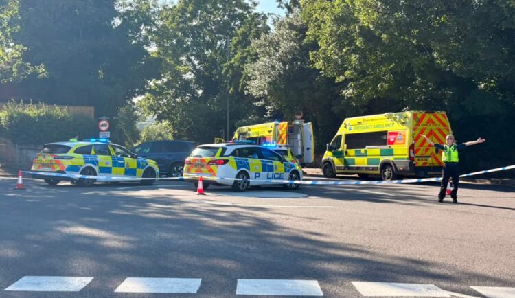 Police cordon off busy route in Swindon due to serious crash