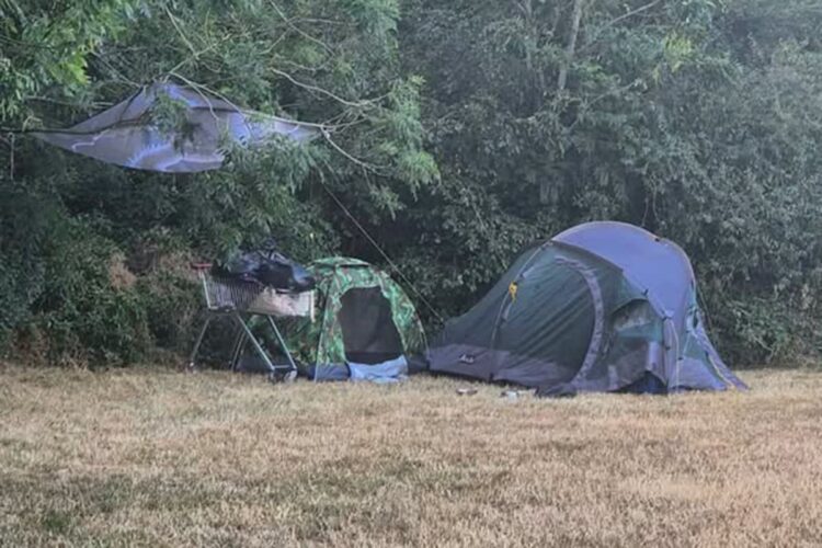 Second rough sleeper reported at Swindon park as council steps in
