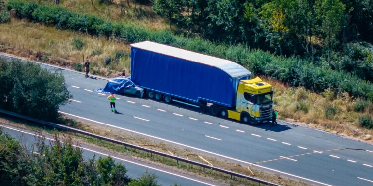 One dead after Tesla crashes into lorry on A419 near Swindon