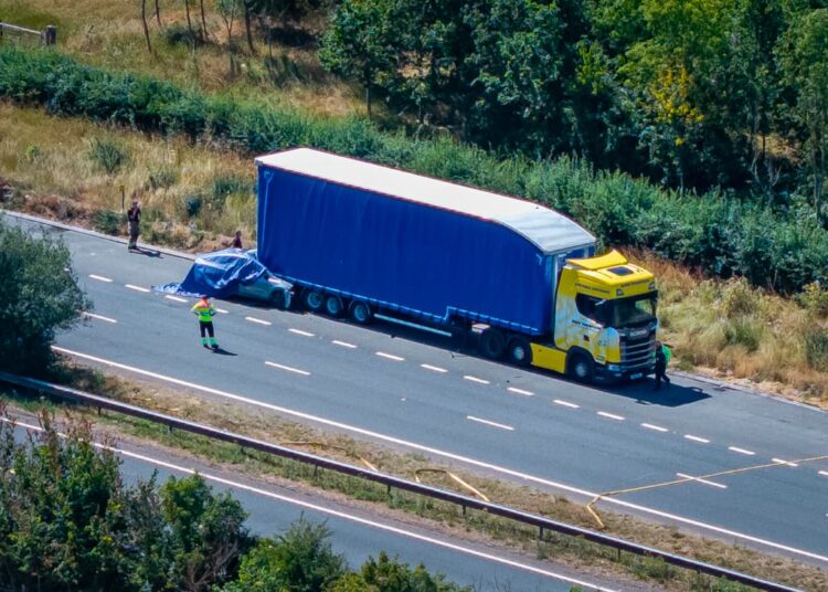 One dead after Tesla crashes into lorry on A419 near Swindon