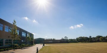 Swindon school cancels all detentions amid soaring temperatures