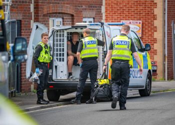 Wanted man arrested after police called to crash in Chippenham